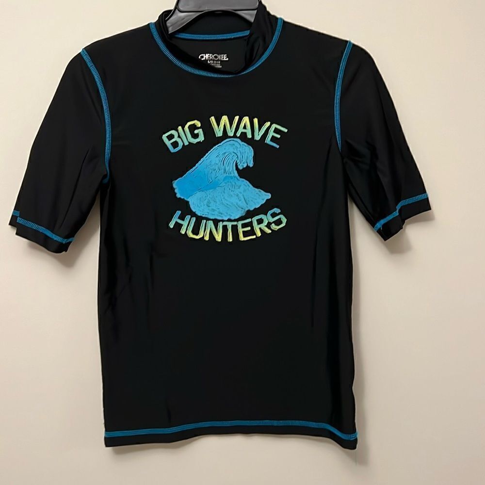 Cherokee youth boys black swim shirt size large(12-14).